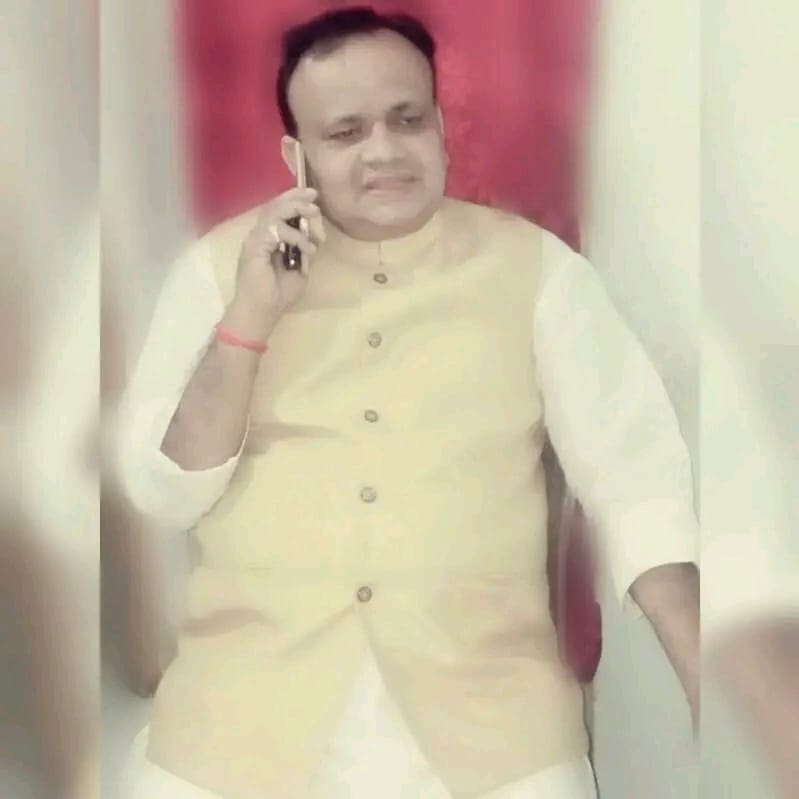 Mohan Kumar Dubey - Founder and Director of Ford English School